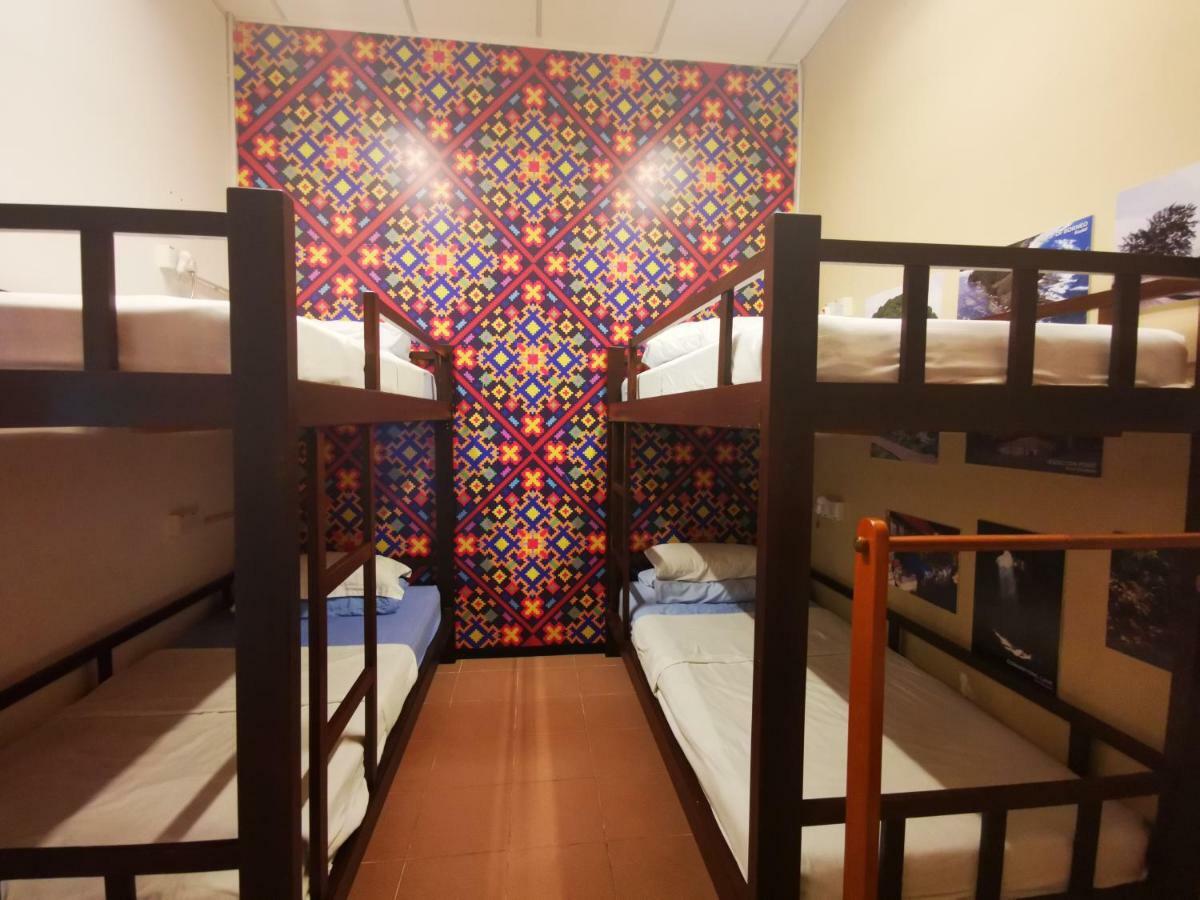 Masada Bed & Breakfast Hostel Kota Kinabalu Bagian luar foto